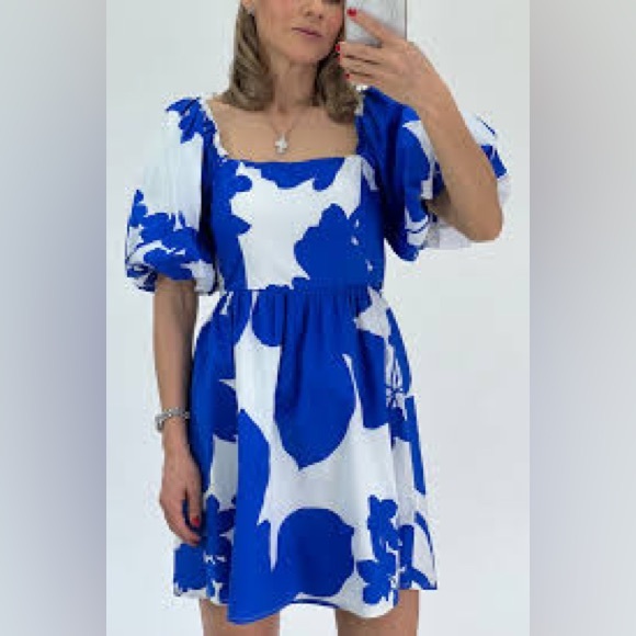 Sugarlips Dresses & Skirts - Sugarlips Boutique Blue & White Floral Mini Dress | Bubble Sleeves - XL